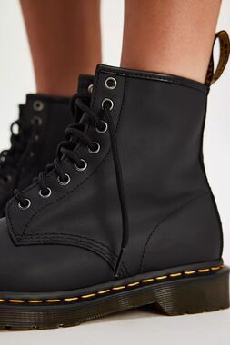 Dr. Martens 1460 Leather Lace Up Combat Boots Size 8
